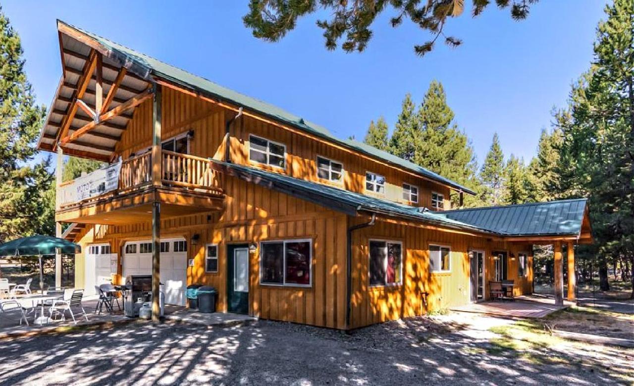 DiamondStone Guest Lodges La Pine Exterior foto
